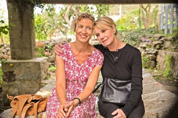 "Belle-fille" avec Alexandra Lamy, Miou-Miou et Jonathan Zaccaï sur TF1 mercredi 31 juillet 2024 (vidéo)