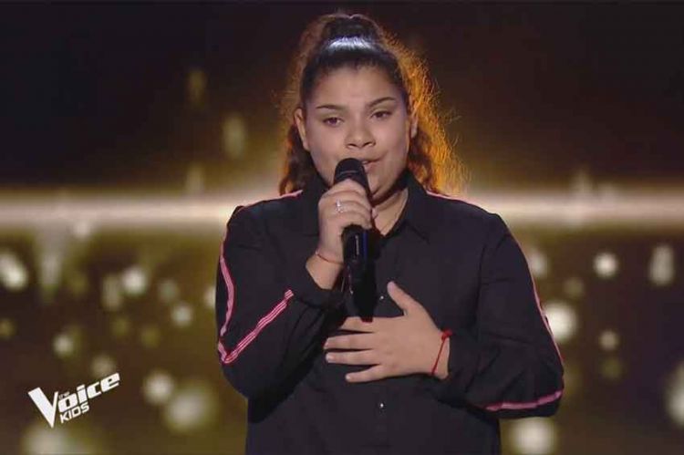 Replay “The Voice Kids” : Antonia chante « Historia de un amor » de Luz Casal (vidéo)