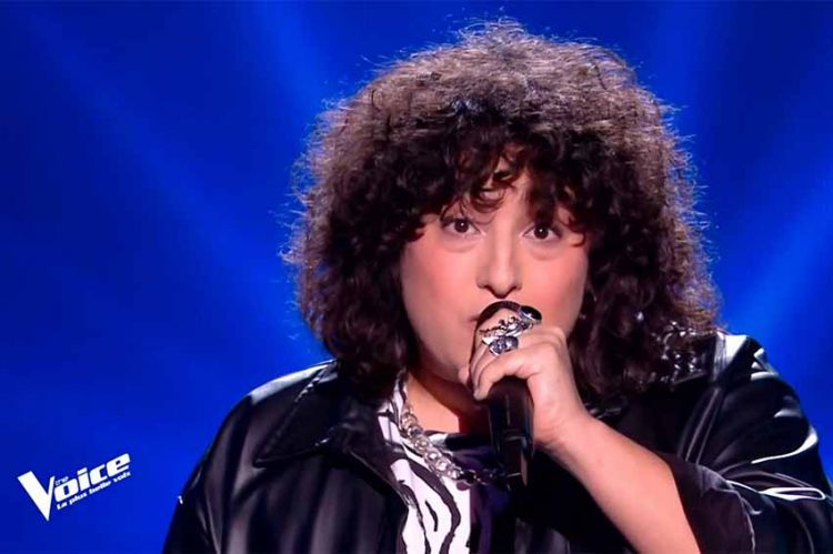 Replay “The Voice” : Nabila chante « Du bout des lèvres » de Barbara (vidéo)