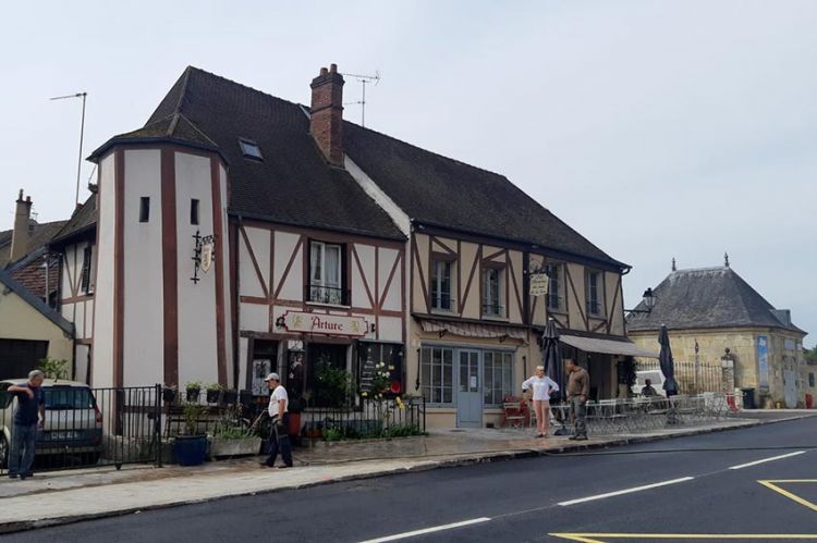 “Echappées Belles” : « L'Île-de-France, de villages en village », samedi 31 octobre sur France 5