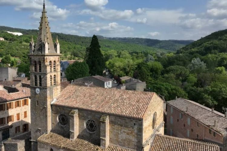 “Les 100 lieux qu'il faut voir” : « Le sentier Cathare, de l'Ariège à la Méditerranée » dimanche 28 août sur France 5 (vidéo)