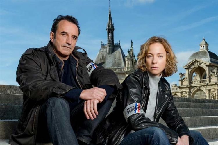 Inédit "Meurtres à Chantilly" sur France 3 le 2 septembre 2023 avec Bruno Todeschini et Elodie Frenck