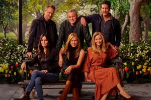 Hommage à Matthew Perry sur W9 avec le documentaire &quot;Friends : les retrouvailles&quot; ce lundi 30 octobre 2023 à 21:05