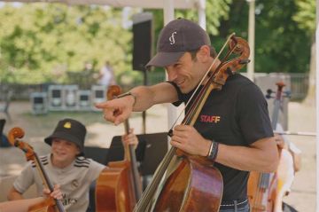 &quot;Un été en France, Gautier Capuçon : coulisses d&#039;une tournée&quot; jeudi 21 décembre 2023 sur France 2