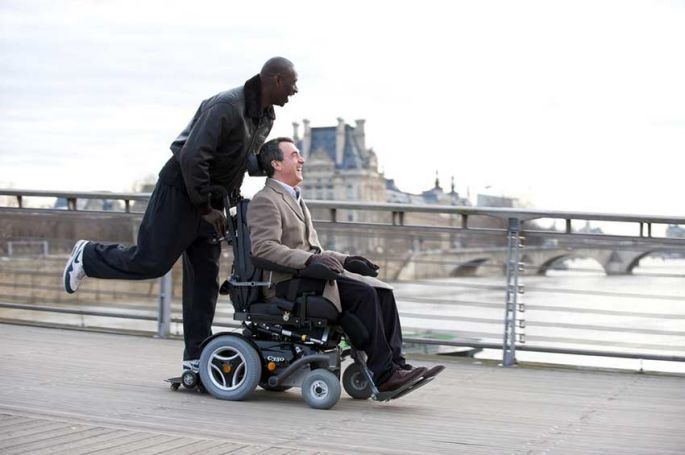 &quot;Intouchables&quot; avec François Cluzet &amp; Omar Sy à revoir sur TF1 dimanche 3 septembre 2023 - Vidéo