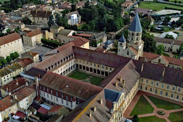 « Cluny, la puissance et la pauvreté » samedi 4 juin sur ARTE