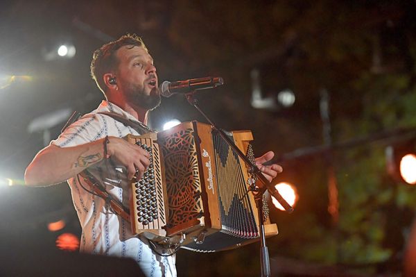 Les Estivales de Culturebox avec Claudio Capéo, Cats on Trees &amp; Sly Johnson mercredi 7 août 2024