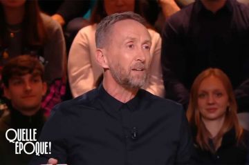 &quot;Le Phil&#039;Pol&quot; de Philippe Caverivière du 15 avril 2023 dans &quot;Quelle époque !&quot; sur France 2 (vidéo)