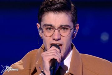 Replay "Star Academy" : Axel chante "Le blues du businessman" de Starmania - Vidéo