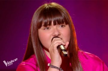 Replay "The Voice Kids" : April chante "Pardonne-moi" de Louane (vidéo)