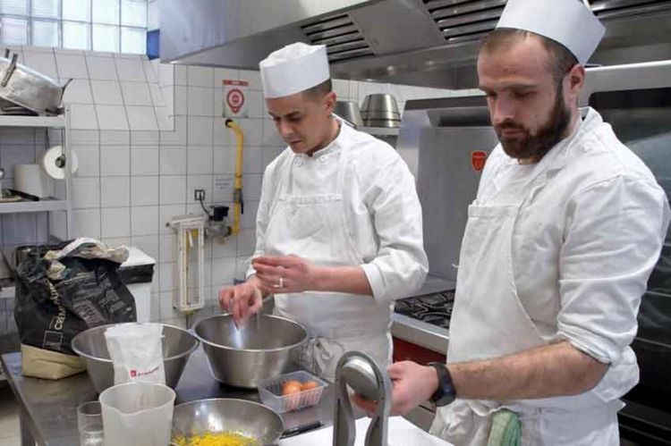 “Reportages découverte” : « Des barreaux aux fourneaux, l'évasion par la cuisine », dimanche 29 mai sur TF1 (vidéo)