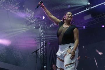Le concert de Maya Kamaty aux Francofolies de la Réunion sur Culturebox lundi 30 septembre 2024