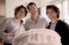 La pièce "Trois hommes et un couffin" à revoir sur France 4 dimanche 12 avril 2026