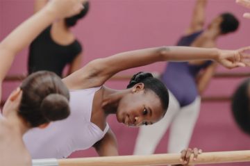 &quot;Opéra de Paris, un pas de deux en Guyane&quot; sur Culturebox mardi 6 février 2024