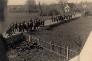 &quot;Les marches de la mort&quot; : printemps 1944 - printemps 1945, mardi 31 octobre 2023 sur ARTE - Vidéo