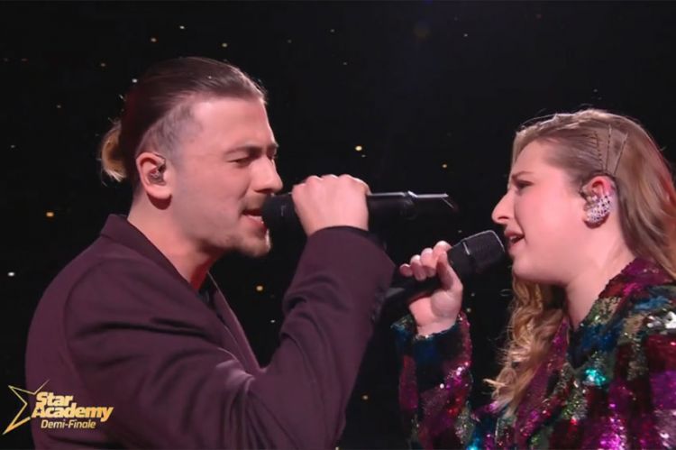 "Star Academy" : Héléna et Pierre chantent "J'oublierai ton nom" de Johnny Hallyday - Vidéo