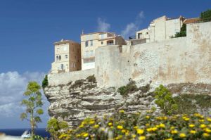 “Une maison, un artiste” : Le Palazzino de Marie-José Nat à Bonifacio, dimanche 16 août sur France 5