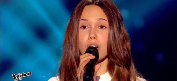 Replay “The Voice Kids” : Laura chante « L’amour existe encore » de Céline Dion (vidéo)