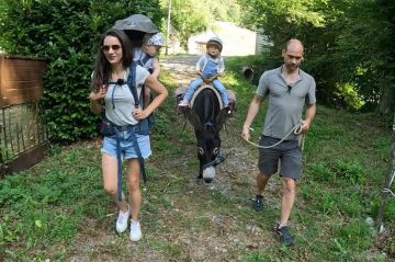 &quot;Reportages découverte - Astuces et combines pour des vacances pas chères&quot;, samedi 5 juillet 2025 sur TF1