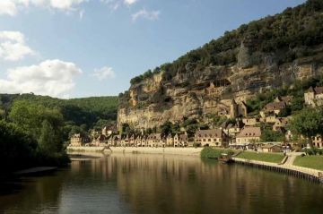 &quot;Les 100 lieux qu&#039;ils faut voir - Au fil de la Dordogne&quot; dimanche 24 décembre 2023 sur France 5 - Vidéo