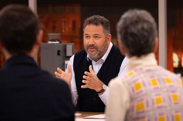 Bonjour ! La Matinale TF1 vendredi 19 décembre 2025, les invités de Bruce Toussaint