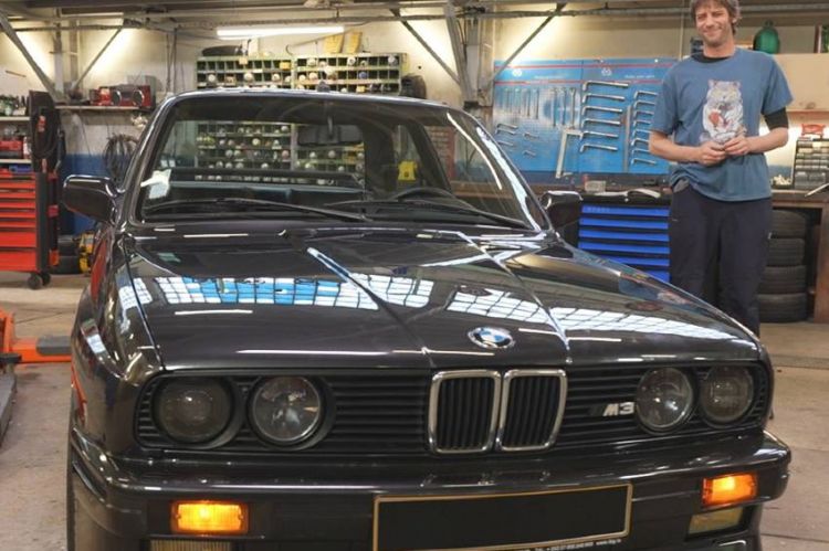 “Wheeler Dealers France” : restauration d&#039;une BMW M3 E30 jeudi 29 septembre sur RMC Découverte