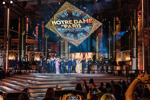Le spectacle "Notre-Dame de Paris - Les grandes retrouvailles 25 ans après" sur M6 samedi 29 novembre 2025