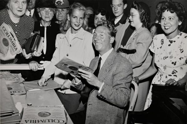 « Charles Trenet, l’enchanteur », document hommage à l&#039;artiste, vendredi 19 février sur France 3