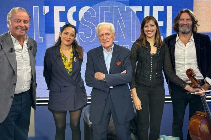 &quot;L&#039;essentiel chez Labro&quot; samedi 14 octobre 2023 : les invités de Philippe Labro sur C8