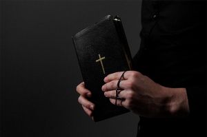 « La face cachée de la bible », samedi 24 décembre 2022 sur RMC Story