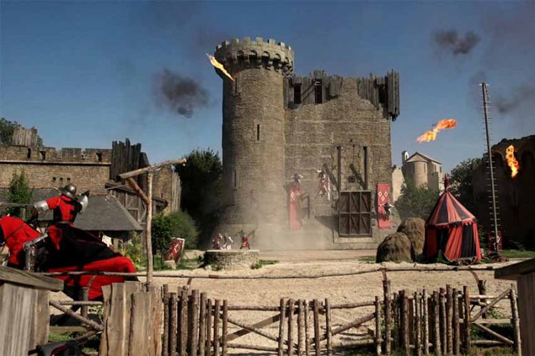 Inédit : « Le Puy du Fou raconté par Philippe de Villiers » samedi 12 novembre 2022 sur C8