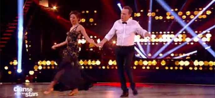 Replay “Danse avec les stars” : Julien Lepers & Silvia « It’s Not Unusual » de Tom Jones (vidéo)