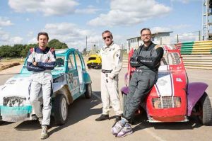 Le défi de Christophe Dechavanne dans “Top Gear France” à voir le 16 janvier sur RMC Découverte
