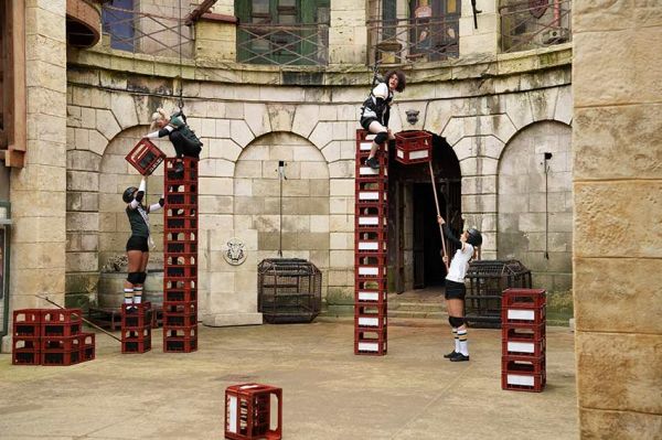 "Fort Boyard" :  Roman Doduik &amp; Caroline Margeridon sur les tours vertigineuses, samedi 22 juillet 2023 sur France 2 - Vidéo