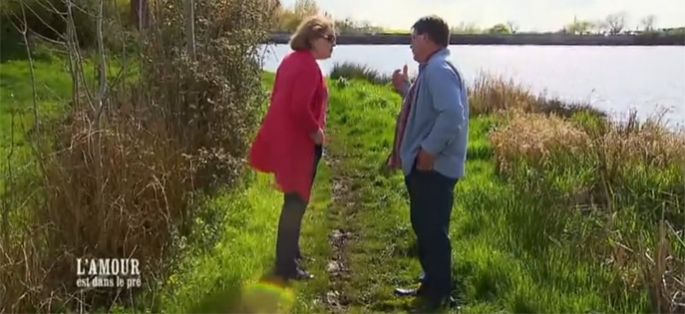 Replay “L'amour est dans le pré” : Marie-Noëlle confond canard et... grenouille ! (vidéo)