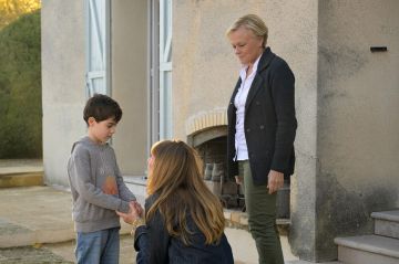 "Les yeux grands fermés" avec Muriel Robin et Guillaume Labbé sur TF1 lundi 2 octobre 2023 - Vidéo