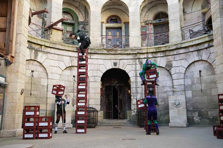 "Fort Boyard" : Clarisse Agbégnénou et Vaimalama Chaves aux tours vertigineuses, samedi 29 juillet 2023 sur France 2 - Vidéo