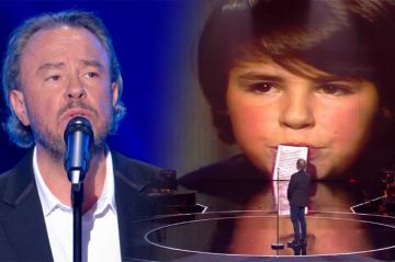 &quot;The Voice&quot; : 50 ans après, Roméo revient chanter son titre &quot;Maman&quot; aux auditions à l&#039;aveugle sur TF1 (vidéo)