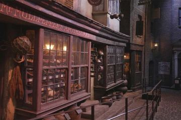 &quot;Harry Potter : les secrets du phénomène&quot; à revoir sur TMC vendredi 3 novembre 2023 - Vidéo