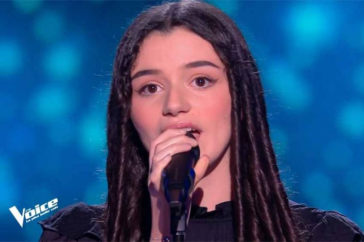 Replay “The Voice” : Nour chante « Tous les cris, les SOS » de Daniel Balavoine (vidéo)