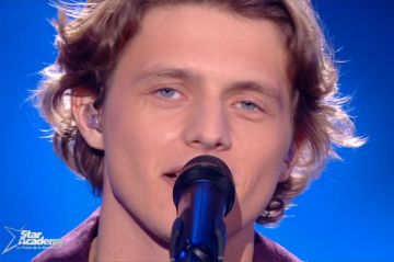 Replay &quot;Star Academy&quot; : Ulysse défend sa place sur &quot;Et dans 150 ans&quot; de Raphaël (vidéo)