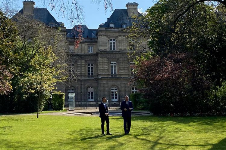 « Si les murs du Palais du Sénat pouvaient parler » mardi 3 août sur France 2 avec Stéphane Bern