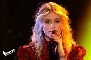 Replay “The Voice” : Léna Maire chante « Mourrir d'aimer » de Charles Aznavour (vidéo)