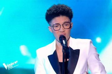 Replay &quot;The Voice Kids&quot; : Lina chante &quot;Tourner la tête&quot; d&#039;Amel Bent - Vidéo