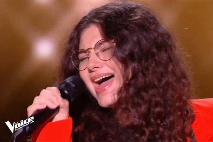 Replay &quot;The Voice&quot; : Andreea chante « It&#039;s a Man&#039;s Man&#039;s Man&#039;s World » de James Brown (vidéo)