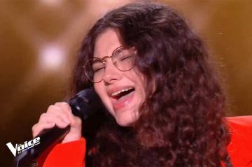 Replay &quot;The Voice&quot; : Andreea chante « It&#039;s a Man&#039;s Man&#039;s Man&#039;s World » de James Brown (vidéo)