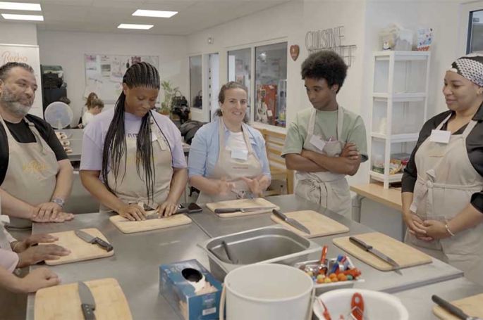"Cuisine solidaire, ça mijote ensemble" sur France 5 mardi 9 décembre 2025