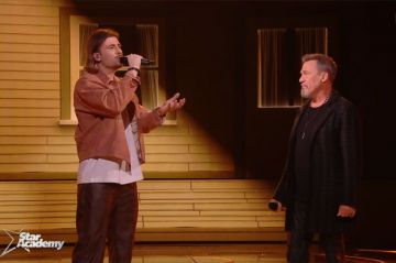 Replay "Star Academy" : Pierre et Florent Pagny chantent "Et un jour une femme" - Vidéo