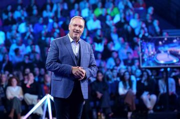 "Messmer, le record du monde" sur TF1 vendredi 7 avril 2023 : les invités d'Arthur (vidéo)