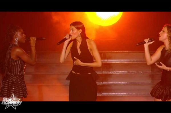 Replay "Star Academy" : Léa, Sarah et Charlotte Cardin chantent "Anyone Who Loves me" (vidéo)